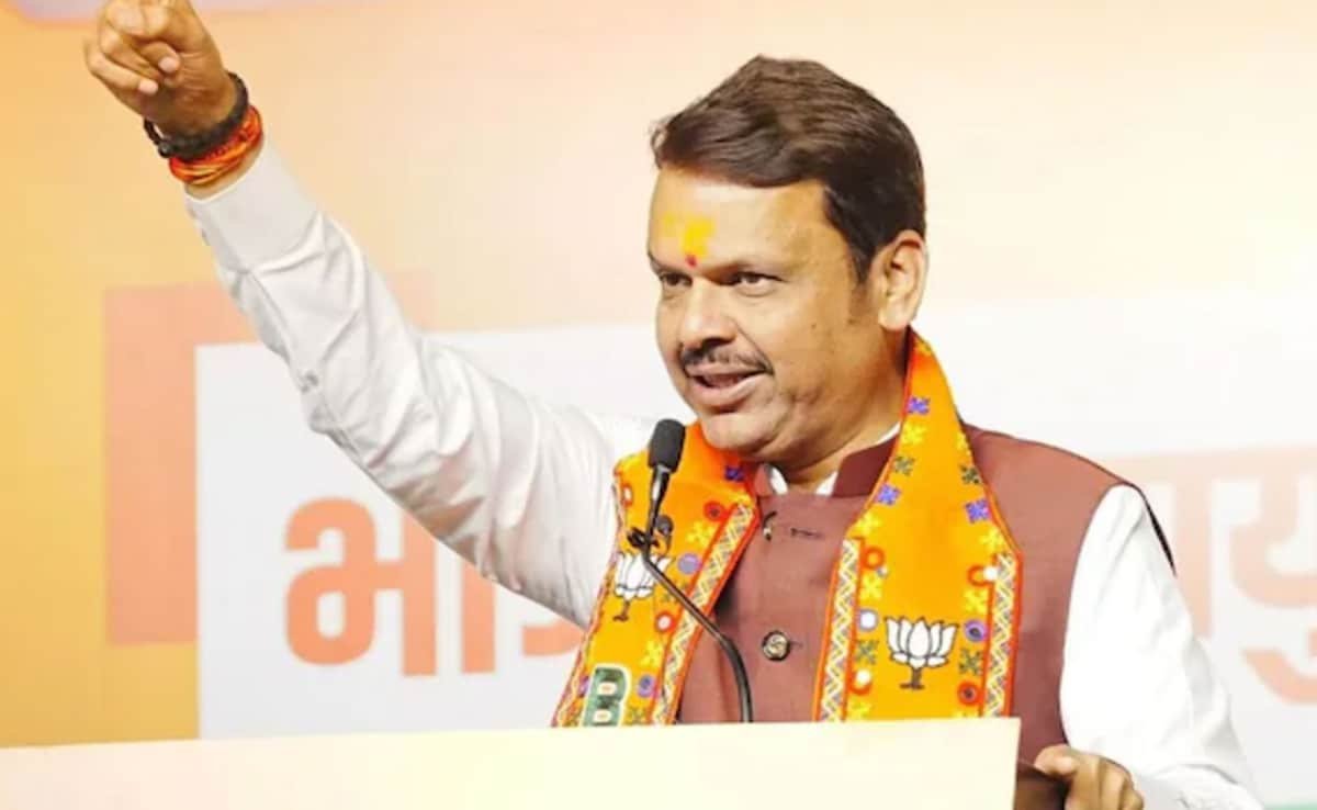 Devendra Fadnavis Biography