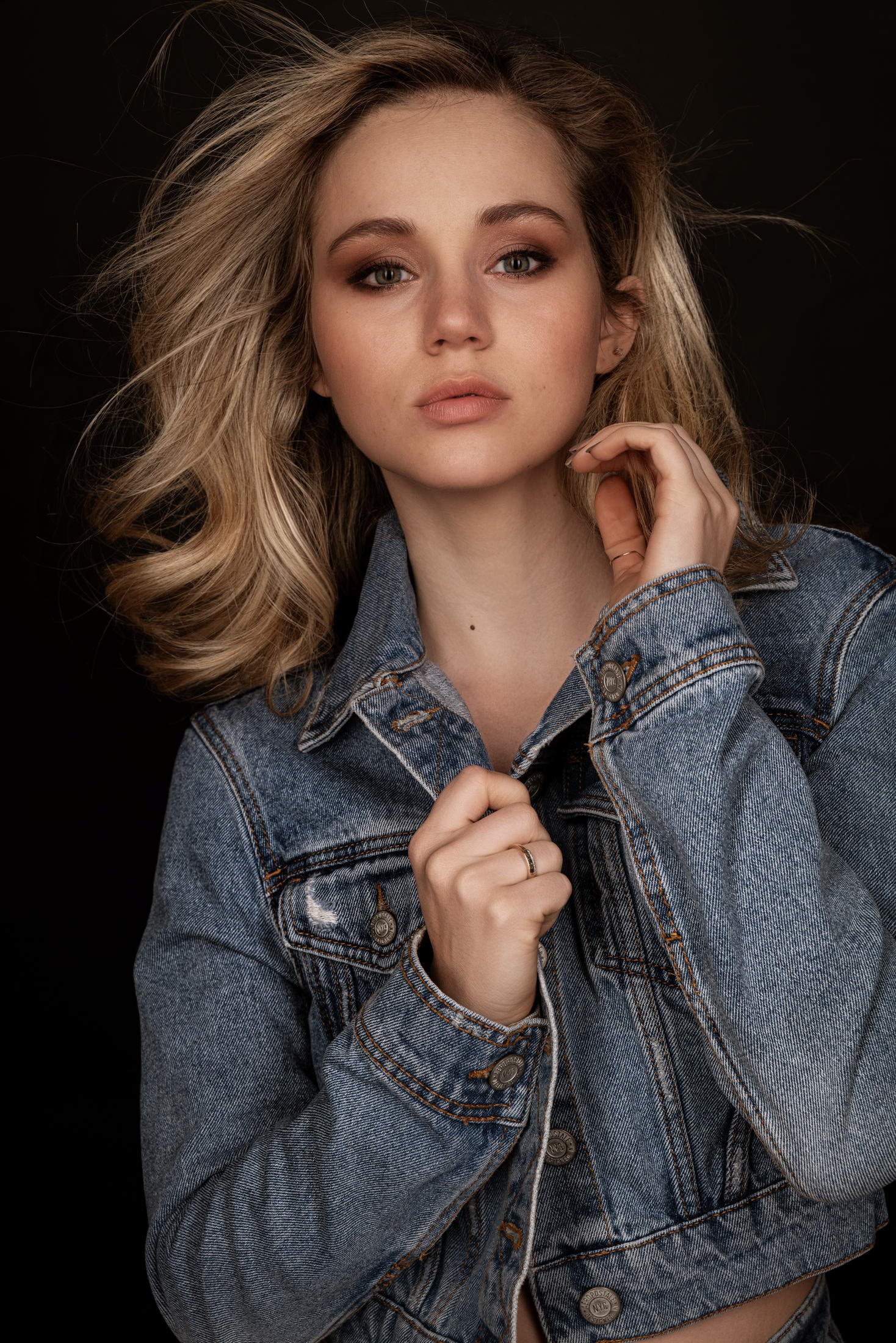 Brec Bassinger Biography